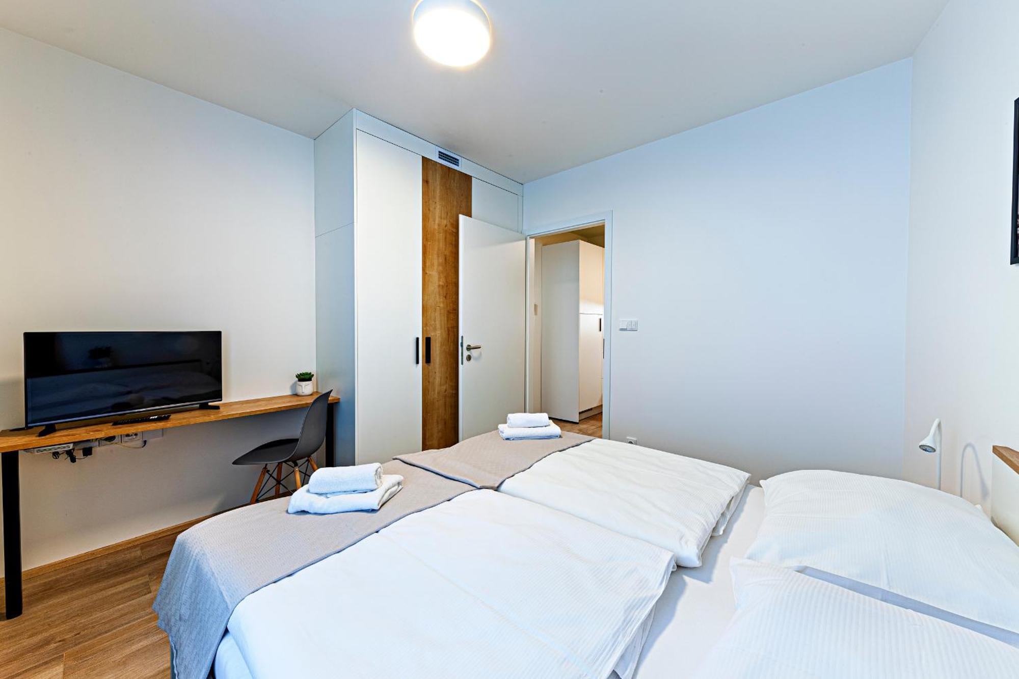 Kora Apartments Andel Praga Esterno foto